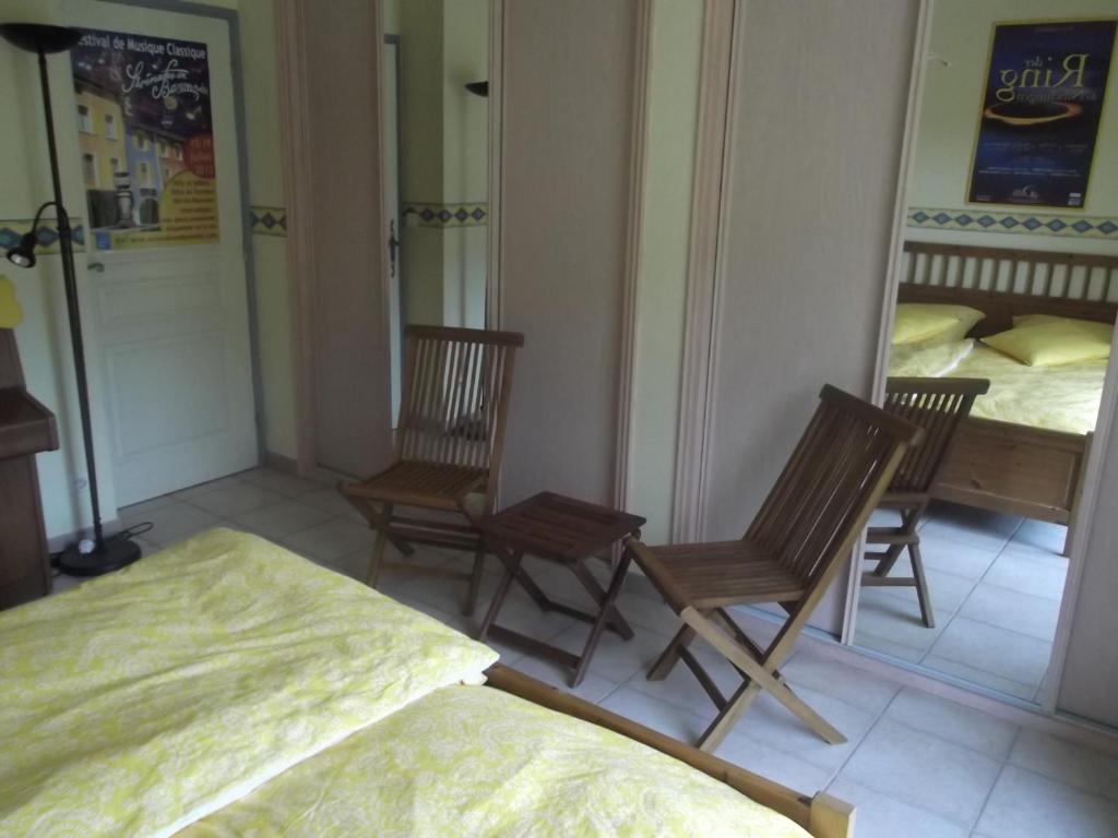 La Serenade Buis-les-Baronnies Phòng bức ảnh